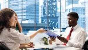 Recruiter reviewing an effective cover letter optimized for ATS and modern hiring in 2026