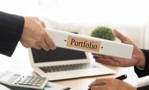 Professional portfolio examples that attract recruiters and hiring managers in 2026